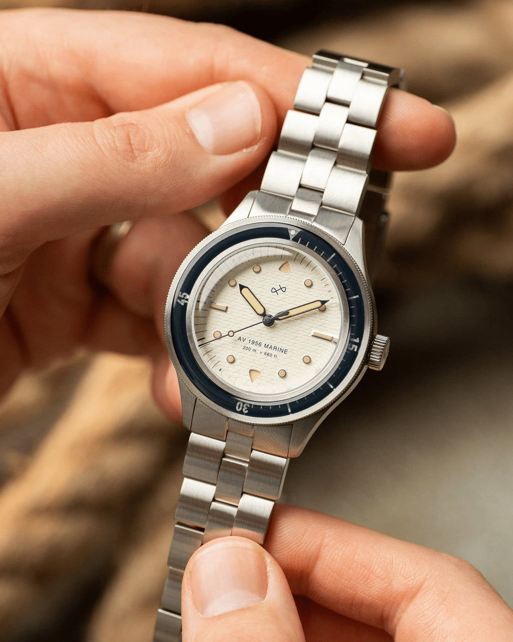 AV86 1956 Marine with steel bracelet