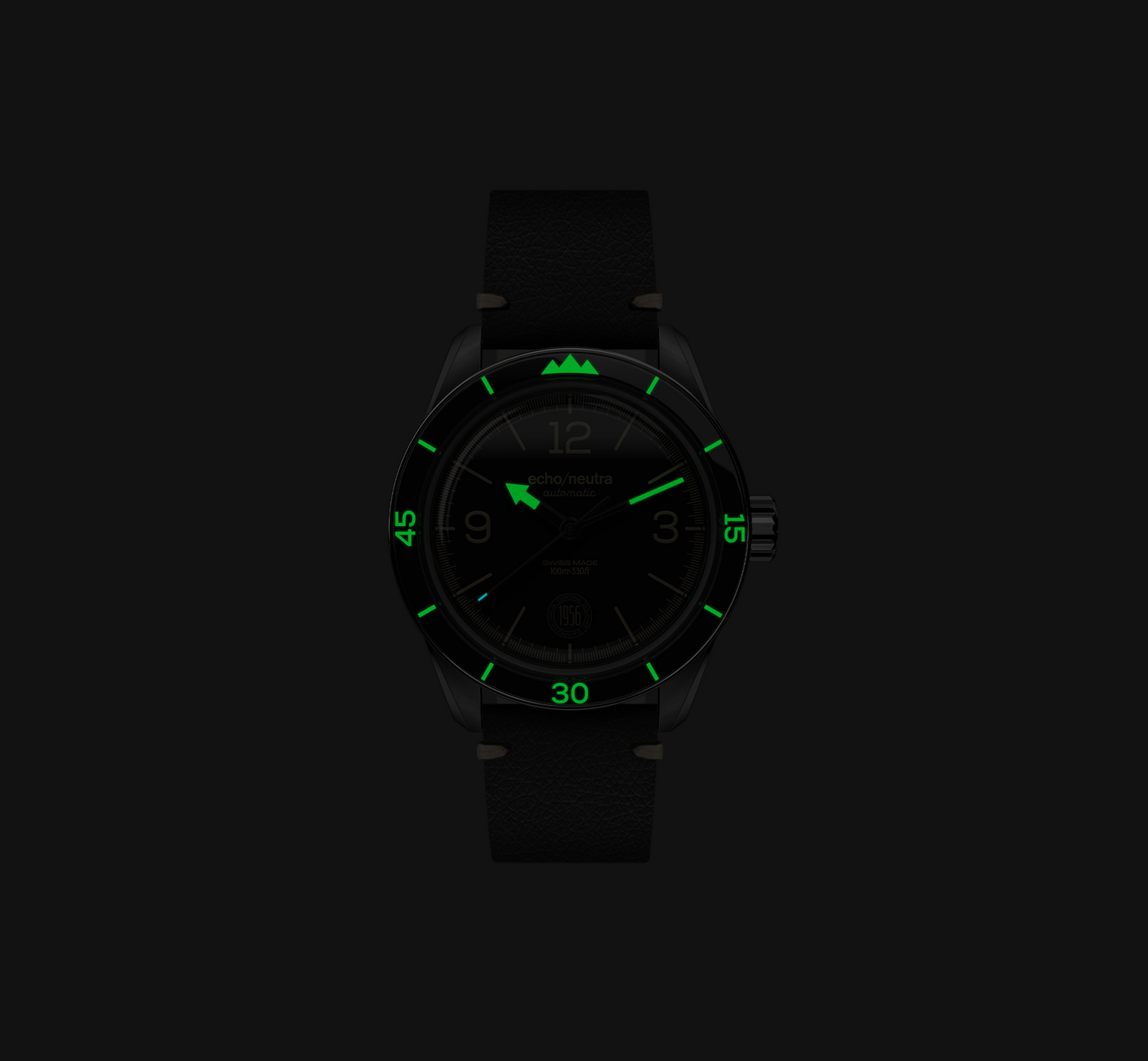 echo/neutra 1956 3H Black Super-LumiNova lume shot