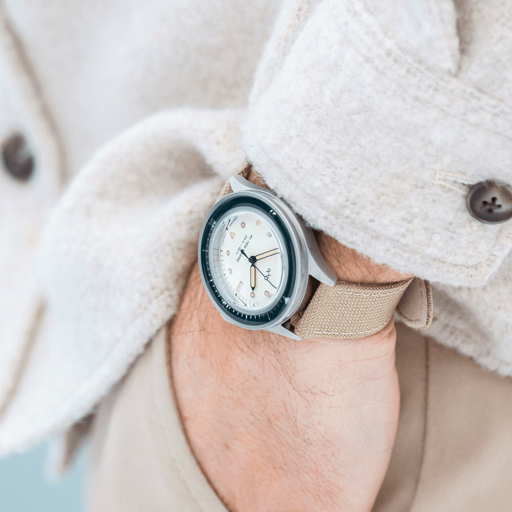 AV86 1956 Marine Navy & Off White on wrist