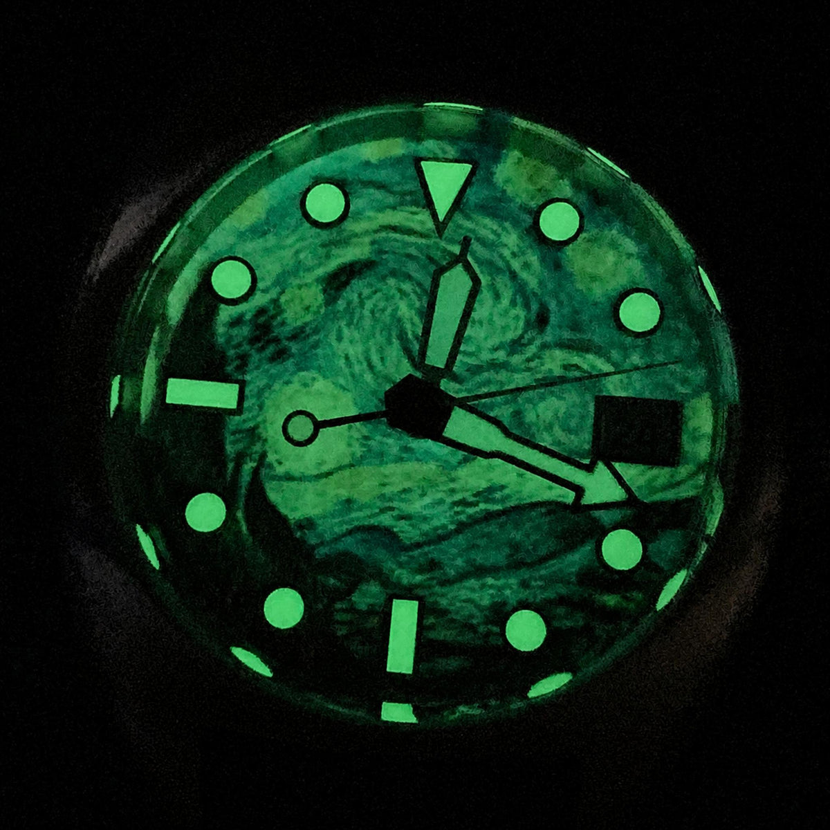 1GW Starry Night 36mm automatic watch full-dial green lume detail