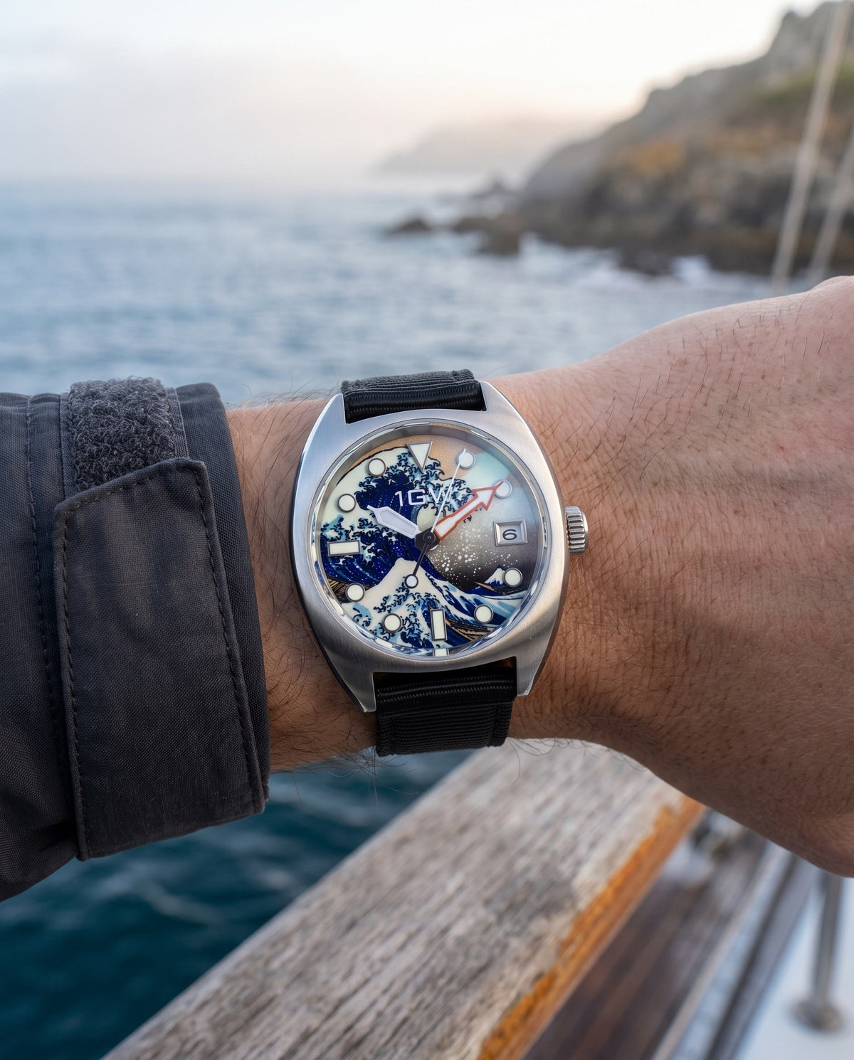 1GW Great Wave 36mm worn on the wrist at the coast