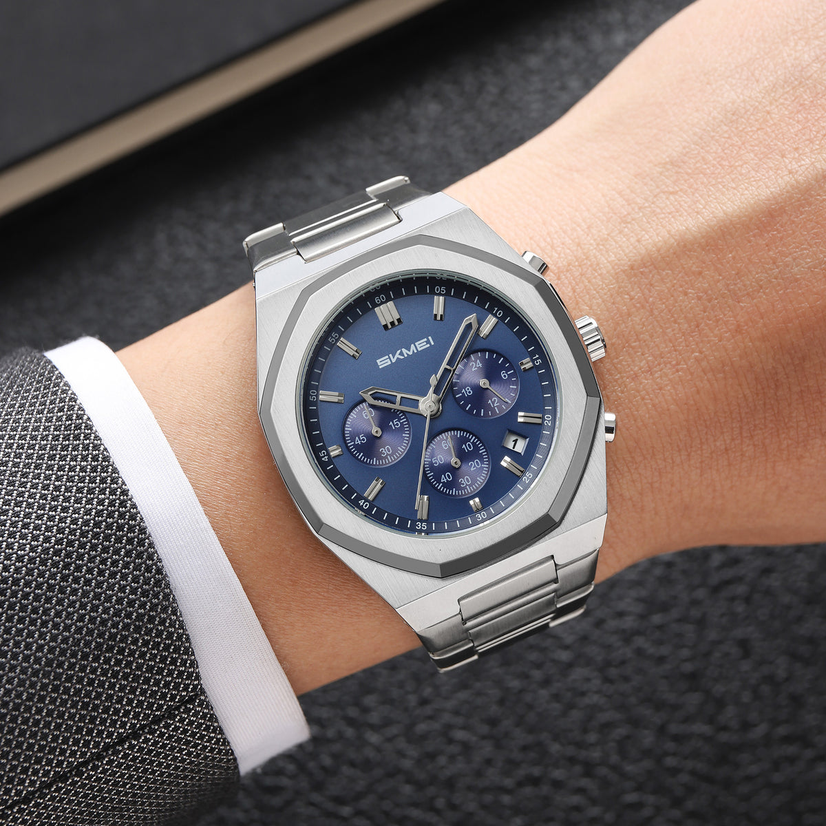 SKMEI 2682 royal blue dial worn on a wrist