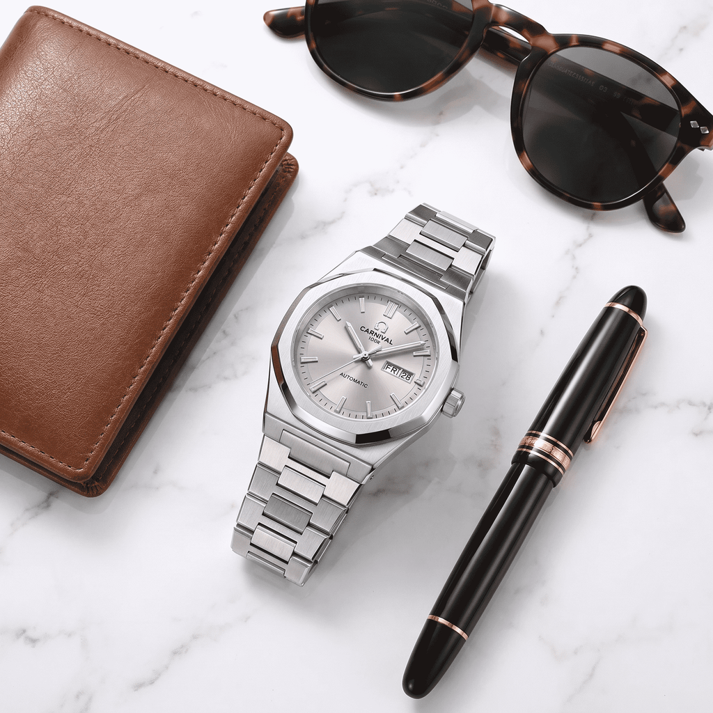 Carnival Octagon Automatic — octagonal bezel detail