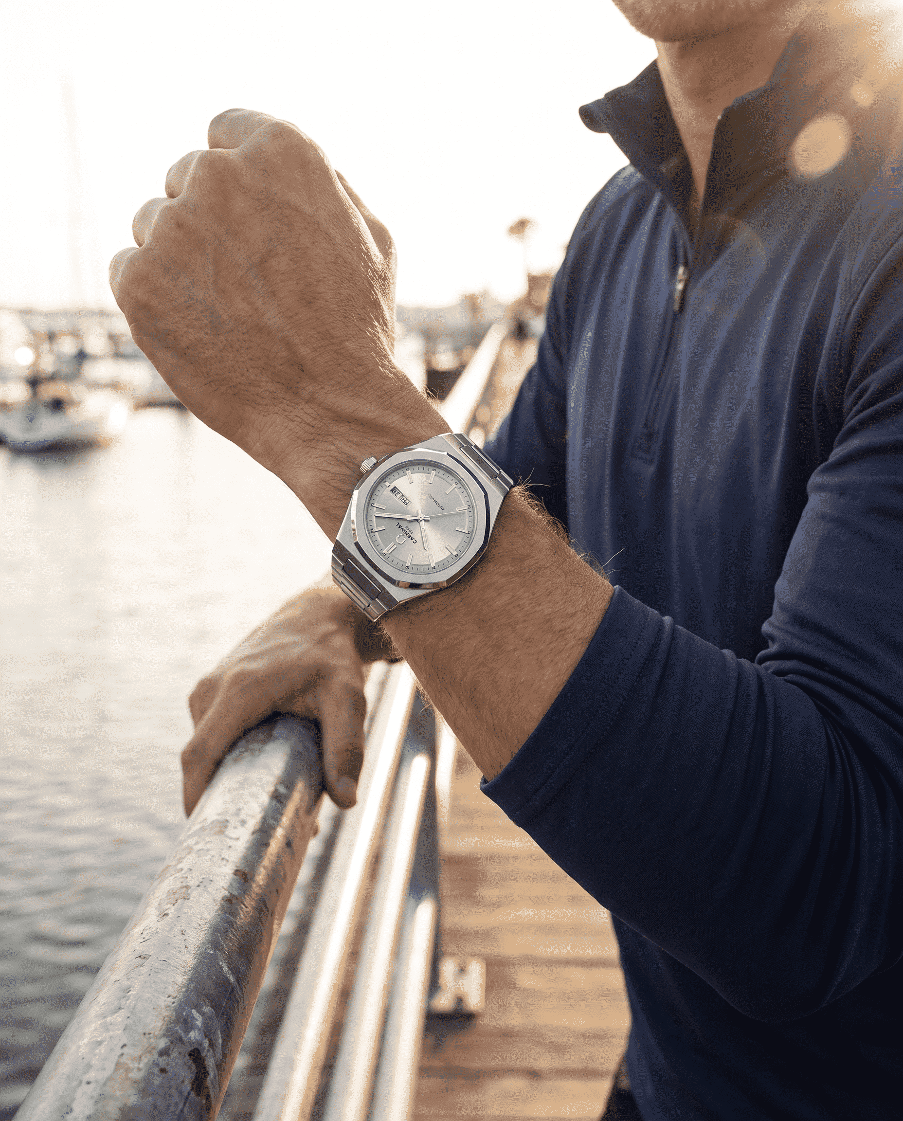 Carnival Octagon Automatic — angle view 4