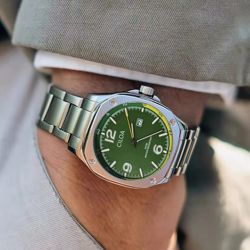 Round Calendar analog quartz watch, supplier photo 5
