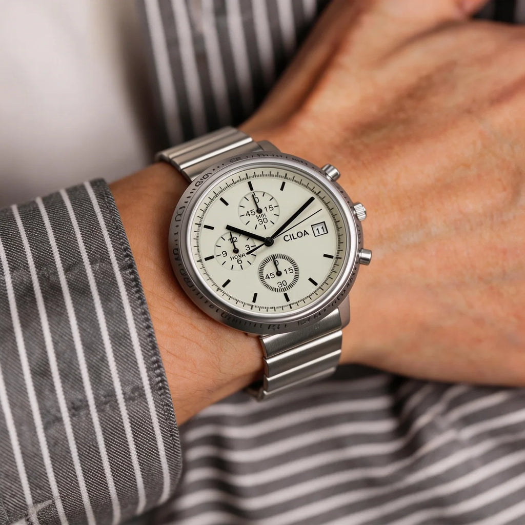 Large Dial Round Multifunction analog quartz watch, supplier photo 4