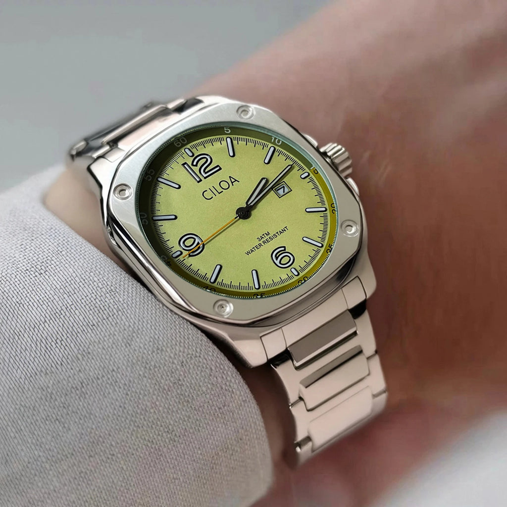 CILOA Round Calendar Quartz Watch, Multi