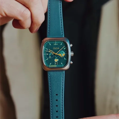 Retro Cushion Square Chronograph analog quartz watch, supplier photo 3