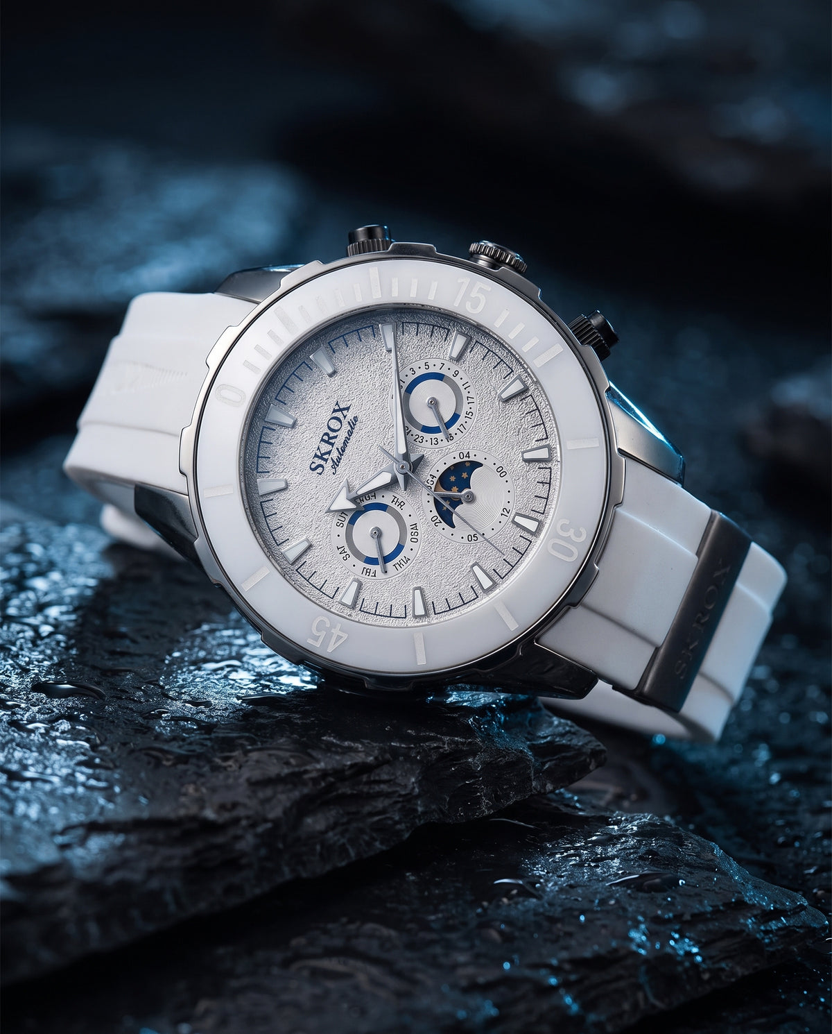SKROX Silver/White on dark slate lifestyle