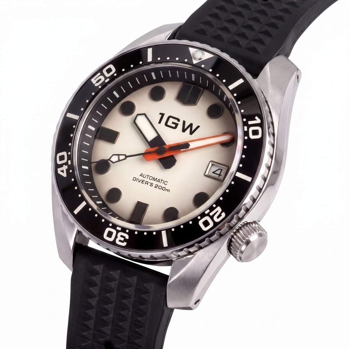 1GW Lume Cream Diver 200m - angled studio close view of the cream lume dial and dive bezel