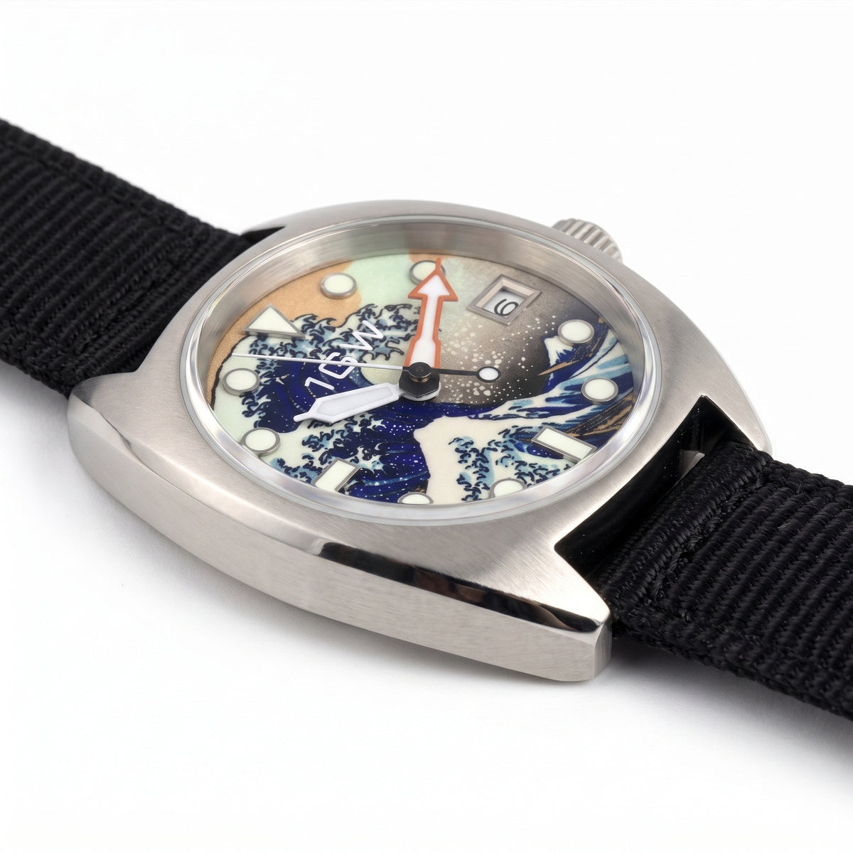 1GW Great Wave 36mm - low side profile on white showing case thickness, lug edge and crown