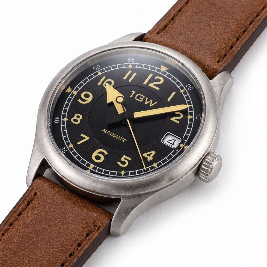1GW Vintage Flieger automatic watch with black dial and brown leather strap, high three-quarter studio view