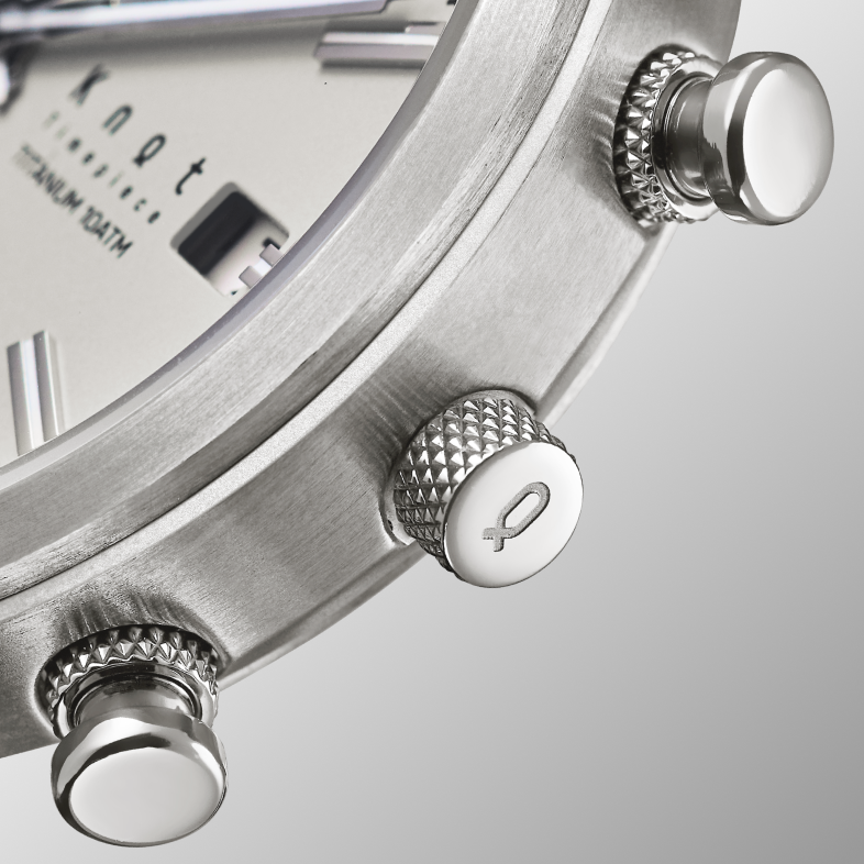 Maker's Watch Knot TSC-40TIIV titanium crown and chronograph pushers detail