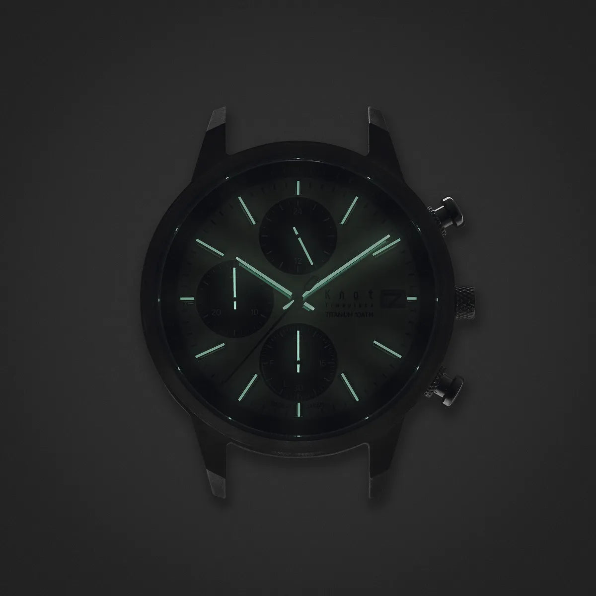 Maker's Watch Knot TSC-40TIIV luminous hands and indices in low light