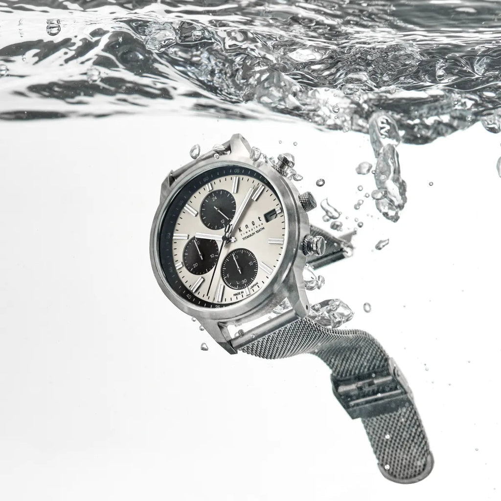 Maker's Watch Knot TSC-40TIIV ivory titanium solar chronograph water resistance image
