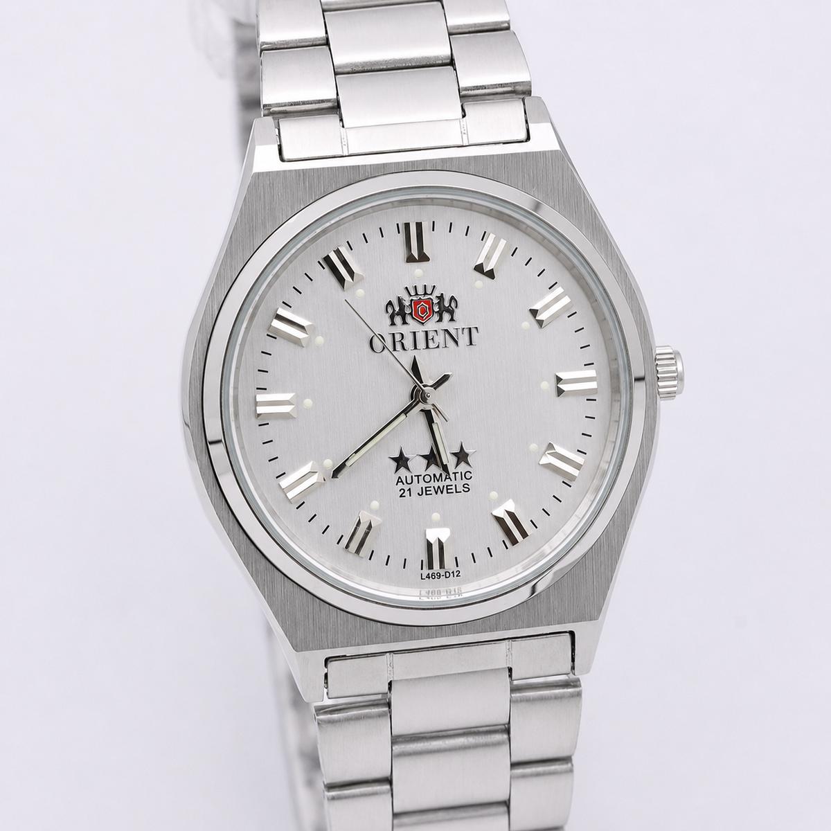 Orient 3 Stars L469-D12 silver automatic watch, full view with stainless steel bracelet