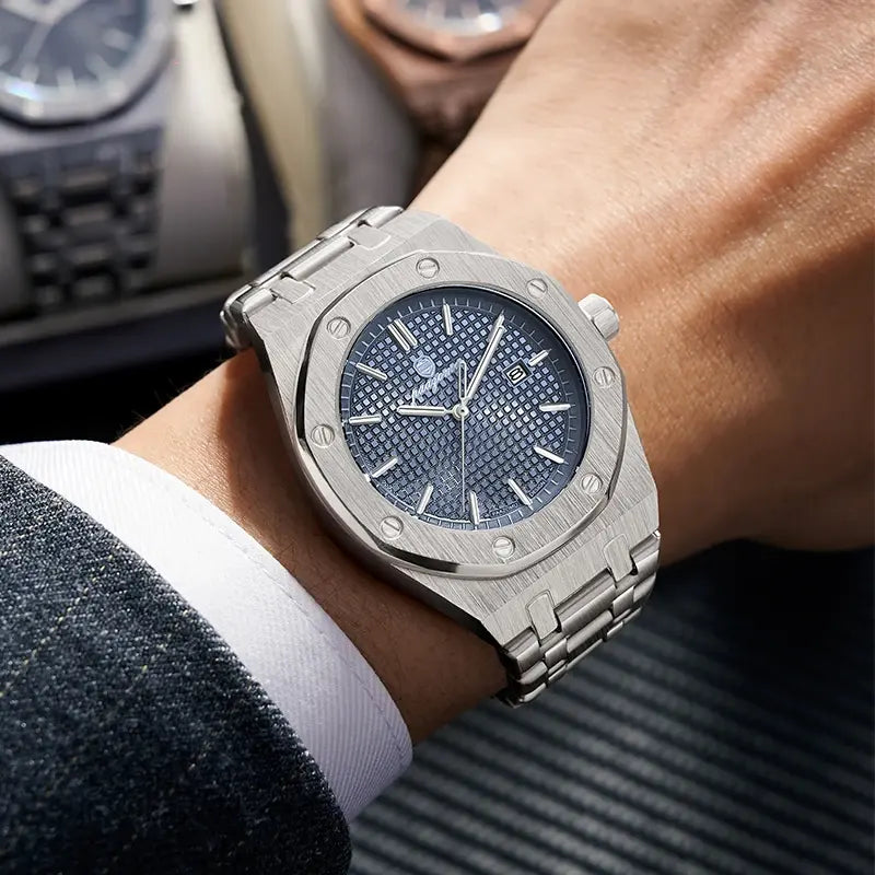 PAAZOMU integrated bracelet watch close-up on wrist