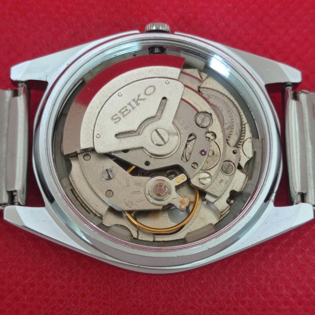 Vintage Seiko 5 6309A black Roman numeral dial a966 — exact watch photo 11