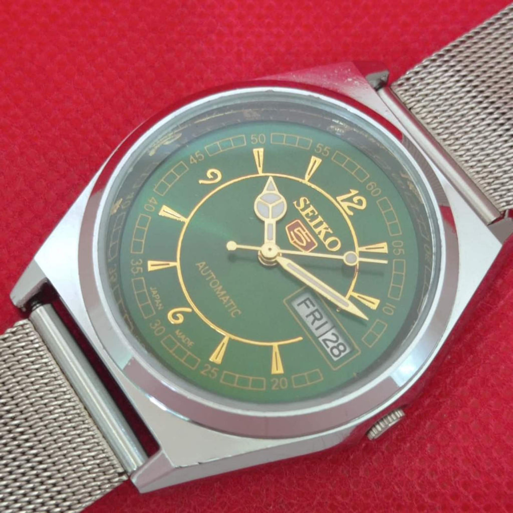 Vintage Seiko 5 6309A green dial a1051 — exact watch photo 7