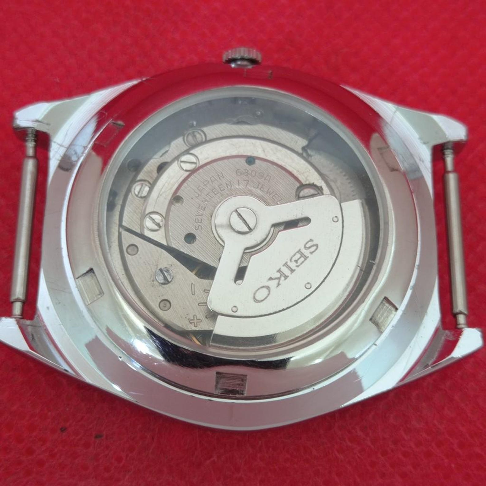 Vintage Seiko 5 6309A red dial a1055 — exact watch photo 9
