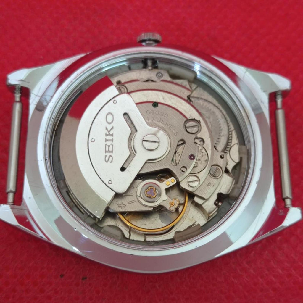 Vintage Seiko 5 6309A red dial a1055 — exact watch photo 10