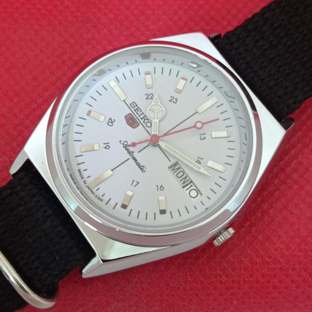 Vintage Seiko 5 6309A white dial a837 — exact watch photo 7