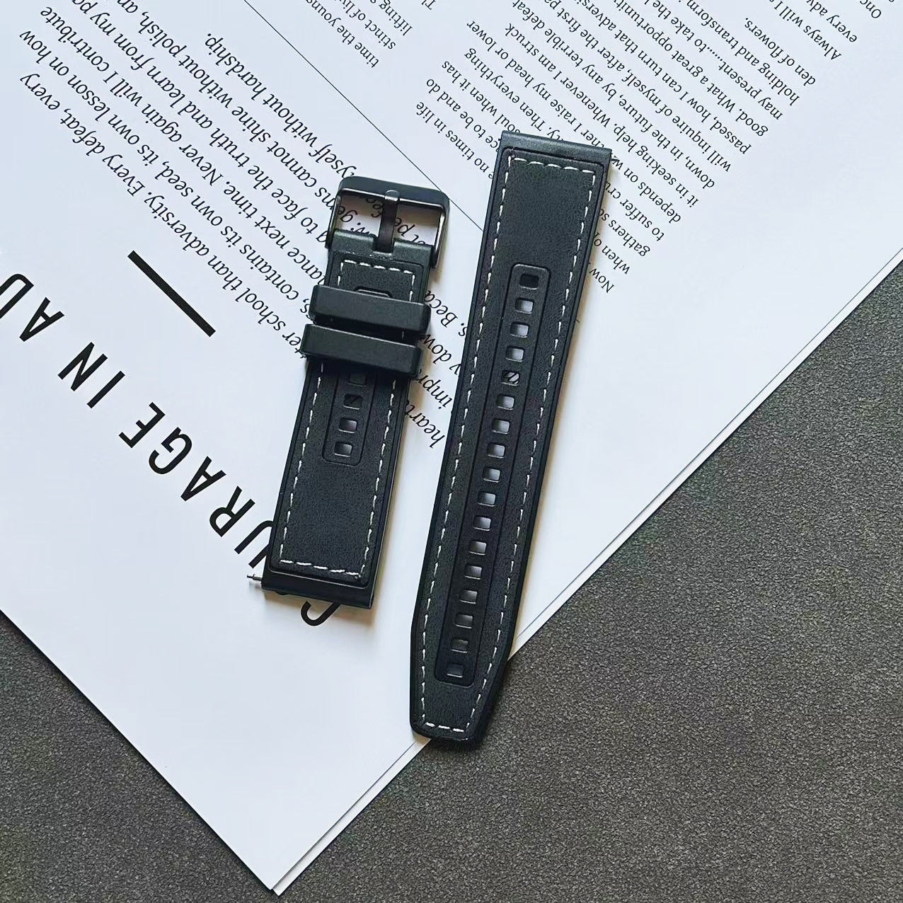 Black with white stitching 22mm Crazy Horse leather-texture silicone quick-release watch strap