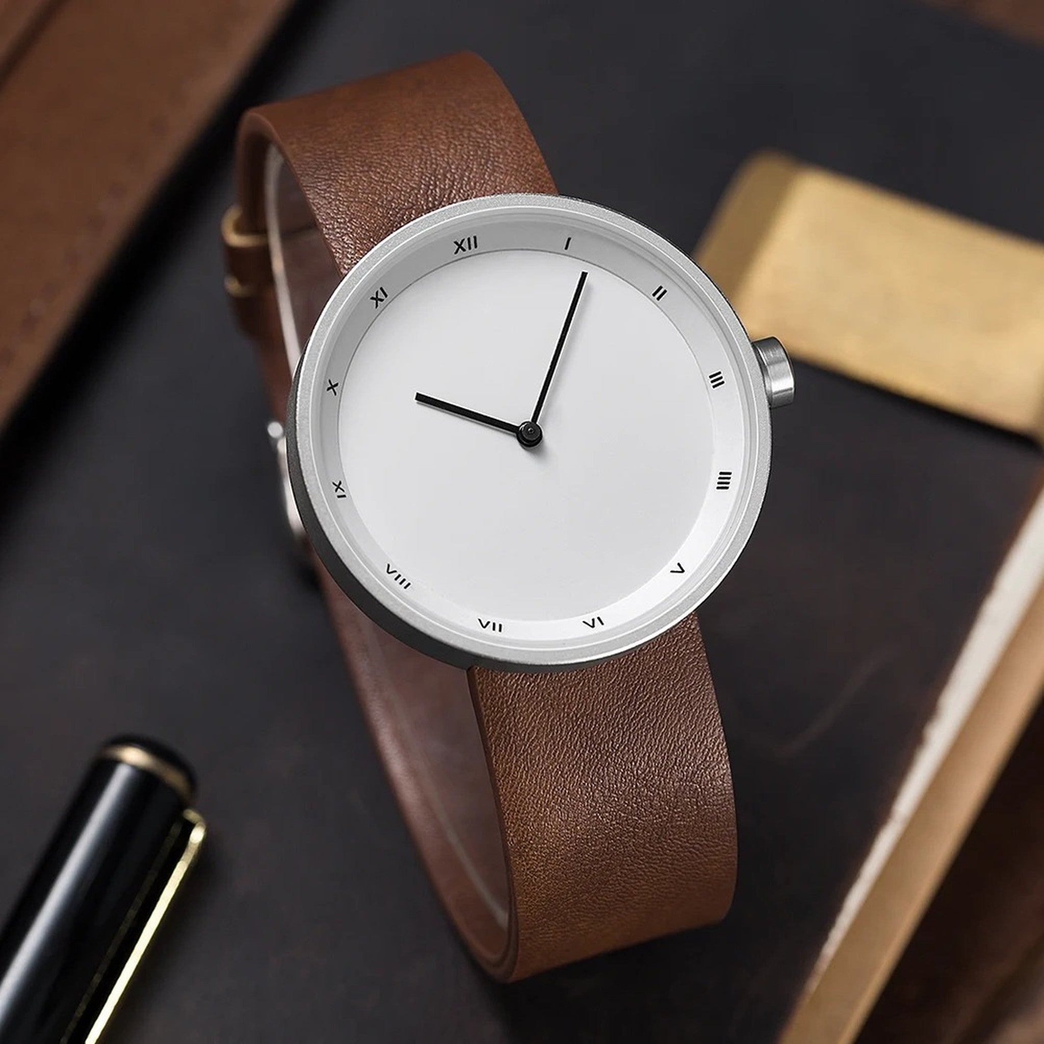 YAZOLE minimalist watch with white dial and brown strap